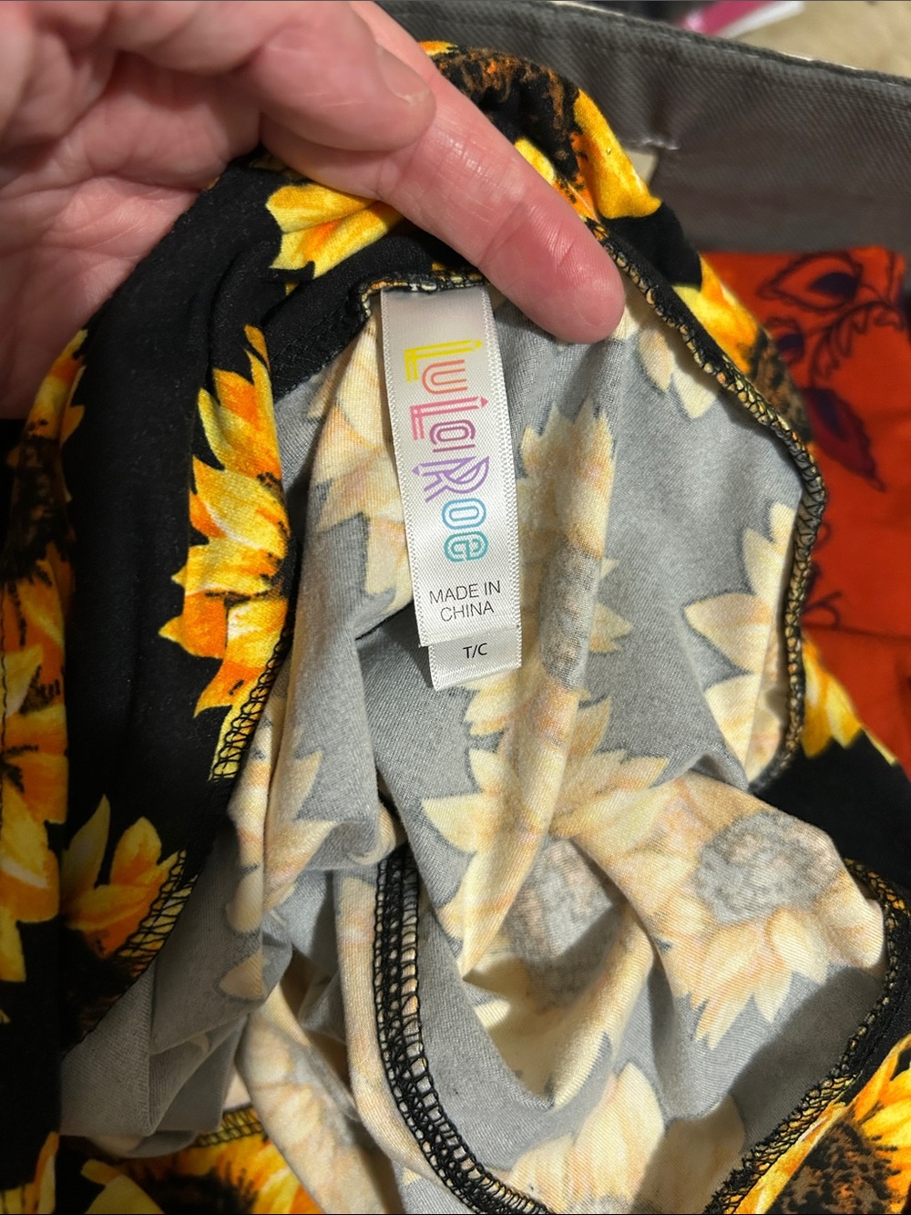 Resale Bundle of LulaRoe leggings - 17 item,Sunflower & Geometric Prints - Multi - Picture 2 of 2